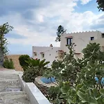 Room In Apartment - Spacious Room In Creta For 3 People, With Ac, Swimming Pool And Nature