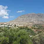 Villa Strata