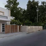 Villa Klados