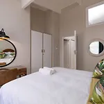 Lot 35 Sm02