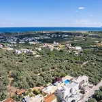 Greek Sky - New Modern Apartment With Shared Pool