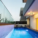 Sun Moon Suite With Pool