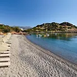 Nava Villa