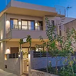 Noemie Apartments