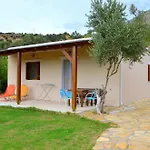 Petra-Mare 8