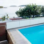 Ammos Luxury Apartments Adults Only