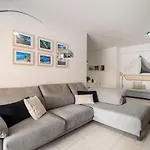 City Beach Apartment
