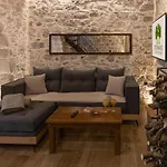 Stefanis Guest House