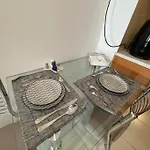 Kornarou Apartment