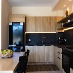 Isla Luxury Apartments - Private Hot Tub - 100M From Beach