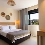 Isla Luxury Apartments - Private Hot Tub - 100M From Beach