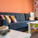 David Holiday Apartment By Estia