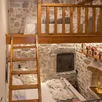 Stefanis Guest House