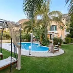 Pandora Villas