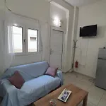 Tonia'S Home