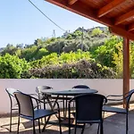 K N A Traditional Cottage