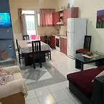 Nea Chora Cozy Apartment Close To The Beach