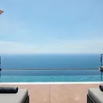 Villa Amphithea