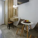 Semes Luxury Apts By Estia