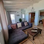 Astra Sea View Apartment, Sea Front