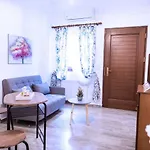 Minimal Apt Near City Center