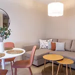 Midtown_Studio_Sitia