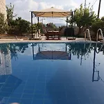 Petrini Villa With Swimming Pool