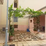 Giorgos Studio