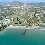 Thalia Lake View Apartment