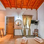 Haroto Home Residence