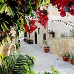 Lithos House And Studios