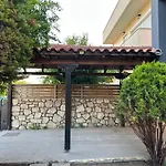 Villa Emmanouel Near The Beach
