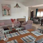 Passatempo Casa - 3 Bedroom Apartment Close To The Swimming Pool
