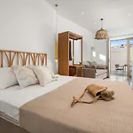 La Mer Suite 1