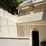 Κέντρο Μικρή Καλαίσθητη Μεζονέτα