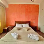 Dm Studio Central Apartment