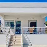 Newly Built House Steps From The Beach: Everything Within Walking Distance - Enjoy A Car-Free Stay