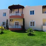 Verano Oasis Apartment_Near The Sea-Free Parking