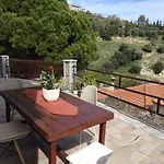 Restful Sea View House In Rodia