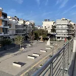 Central Square Apartment By The Sea
