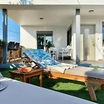 Ammos Kalamaki - For Holidays At The Beach
