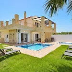 Elma'S Villa: A Peaceful, Family-Friendly Place