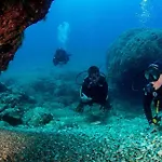 Aadonis Traditional House On The Sea