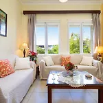 Niki House