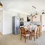 Beachfront Villa Atalandia With Heated Pool, Gym, Bbq & Office