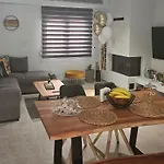 Damona 2Br Luxury Home With Garden - Κοντά Στο Κέντρο