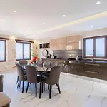 Villa Lulla