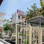 Estia Comfort House