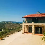 Agnadia Villa