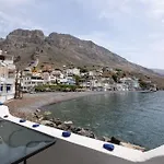 Beachfront Lovely Small House On The Sea